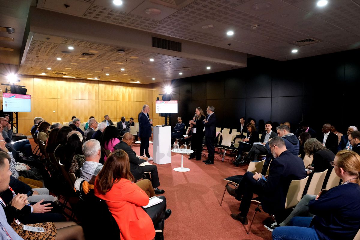 Forum "Politique sportive, saisir la balle au bond après les Jeux !" du 106 Congrès des maires, Paris, 19 novembre 2024.