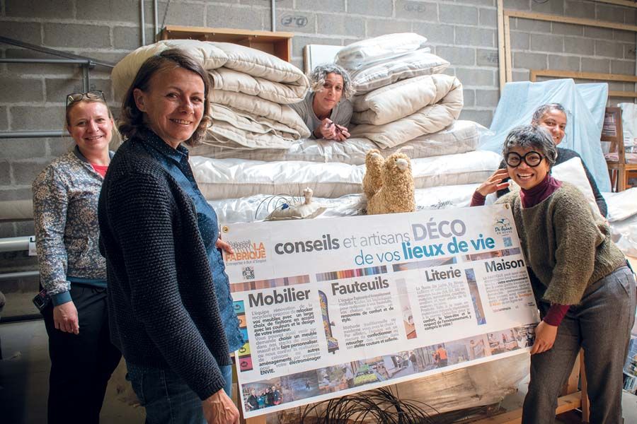 Installée sur le territoire de la communauté de communes du Pays de Colombey (54), l'entreprise à but d'emploi « De laine en rêves » est désormais une SCIC qui transforme la laine de moutons en produits de literie. Installée sur le territoire de la communauté de communes du Pays de Colombey (54), l'entreprise à but d'emploi « De laine en rêves » est désormais une SCIC qui transforme la laine de moutons en produits de literie.