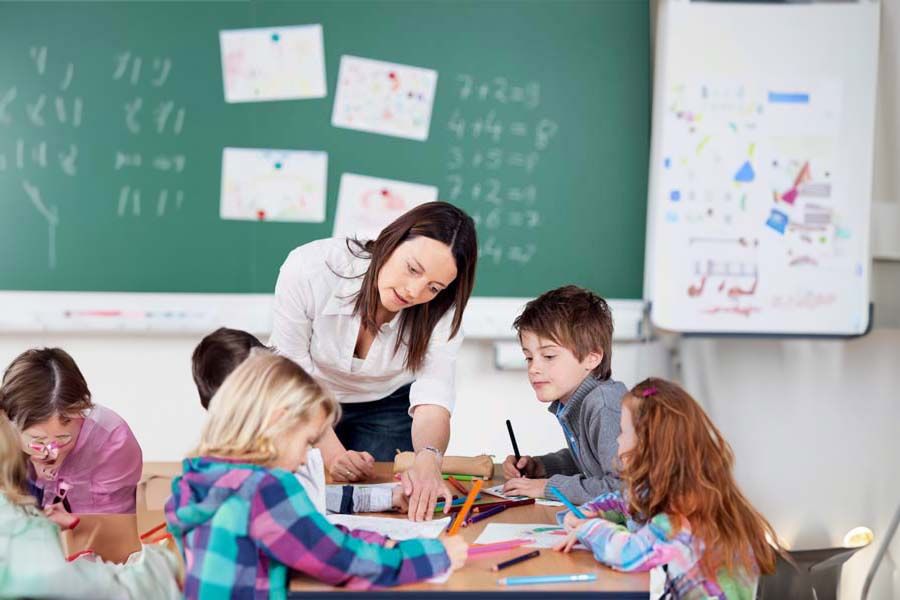 L'État s'engage à accompagner les communes pour assurer le développement des activités périscolaires. L'État s'engage à accompagner les communes pour assurer le développement des activités périscolaires.