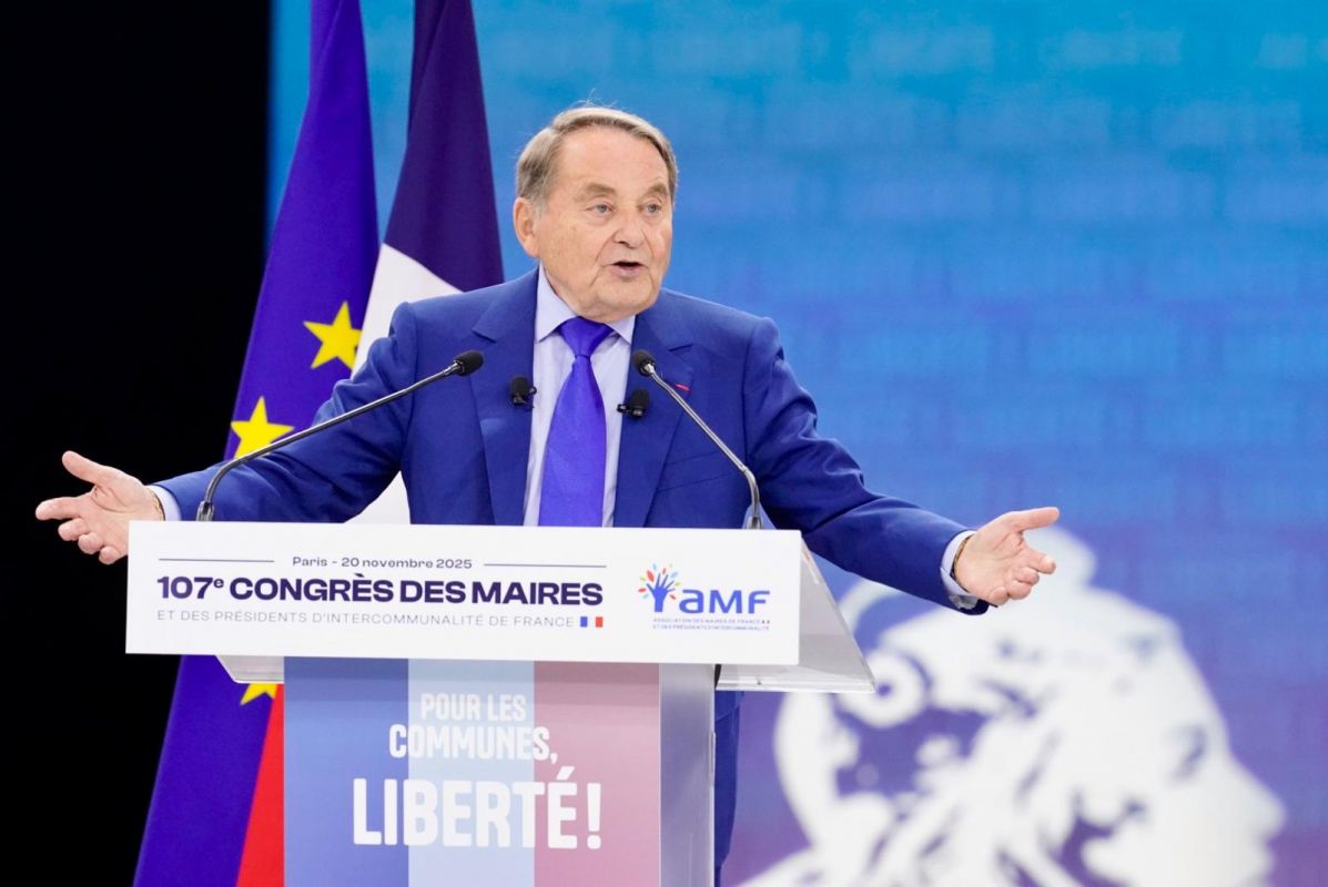 André Laignel, 1er vice-président délégué de l'AMF, a lu, le 20 novembre, la résolution générale du 107è congrès adoptée à l'unanimité par le bureau de l'association. Avec un maître-mot : &#171; liberté pour les communes &#187;.