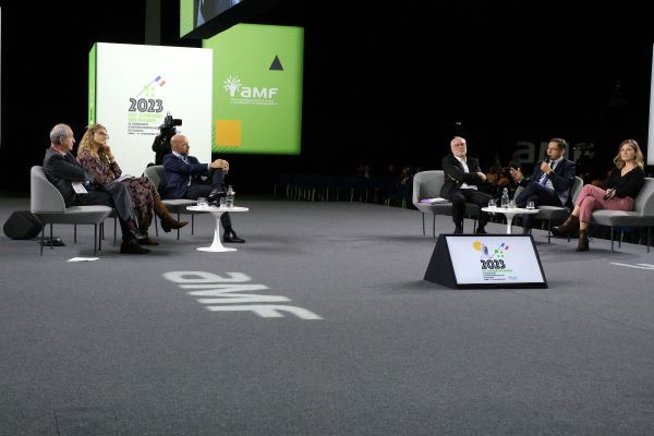 Débat sur la transition écologique du 105e Congrès des maires de France, 21  novembre 2023. 