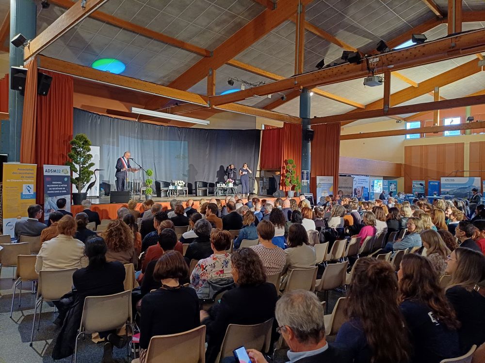 Ouverture du 1er congrès interdépartemental des secrétaires de mairie, le 12 octobre, à Gimont (Gers).