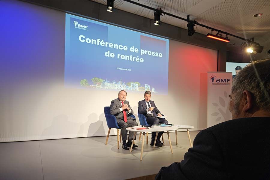 André Laignel et David Lisnard ont rejeté toute réduction du FCTVA, lors d'un point presse, le 22 septembre. André Laignel et David Lisnard ont rejeté toute réduction du FCTVA, lors d'un point presse, le 22 septembre.
