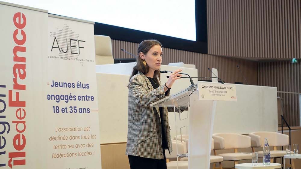 Pour Pauline Le Fur, conseillère municipale d'opposition à Fontenay-aux-Roses (92) et vice-présidente de l'Association des jeunes élus, il est nécessaire de privilégier le dialogue afin que chacun trouve sa place au sein de l'équipe municipale. Pour Pauline Le Fur, conseillère municipale d'opposition à Fontenay-aux-Roses (92) et vice-présidente de l'Association des jeunes élus, il est nécessaire de privilégier le dialogue afin que chacun trouve sa place au sein de l'équipe municipale.