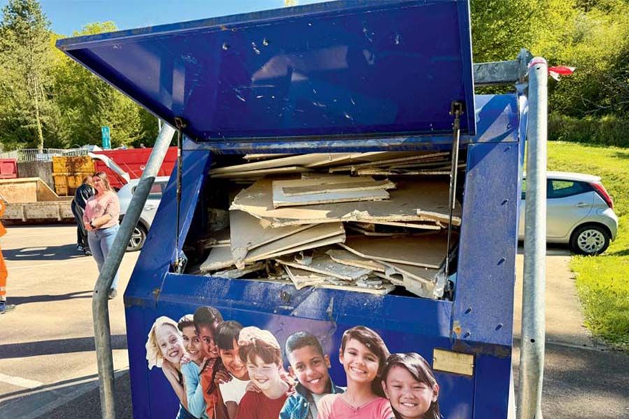 Pour réduire le montant des éco-contributions, les matériaux facilement recyclables, comme le plâtre, pourraient se passer du soutien de la REP.