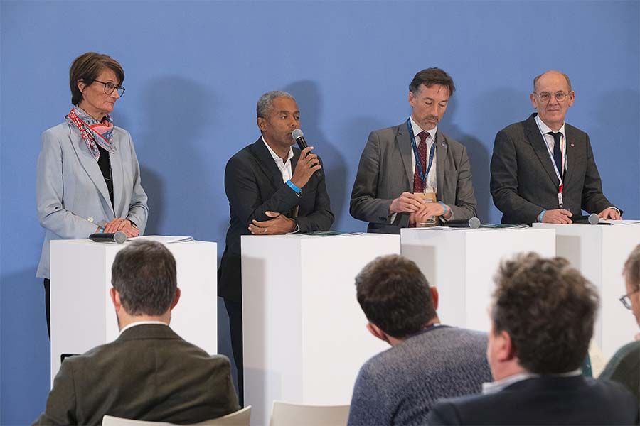 L'AMF et la Mutualité française ont présenté, le 20 novembre 2025, un baromètre santé social qui pointe une dégradation de la situation, notamment sur l'offre de soins. L'AMF et la Mutualité française ont présenté, le 20 novembre 2025, un baromètre santé social qui pointe une dégradation de la situation, notamment sur l'offre de soins.