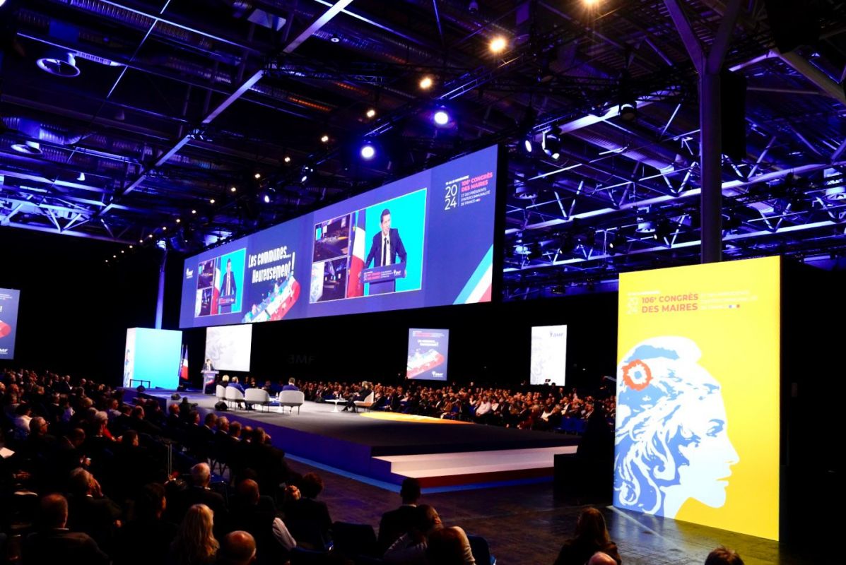 Séance d'ouverture du 106e Congrès des maires et des présidents d'intercommunalité, le 19 novembre 2024 à Paris Porte de Versailles.  