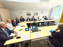 Budget 2027 : dénonçant un effort « insoutenable », les associations d'élus veulent être reçues par Sébastien Lecornu