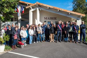 Des grandes villes aux villages, les maires répondent à l'appel de l'AMF après le 17 octobre